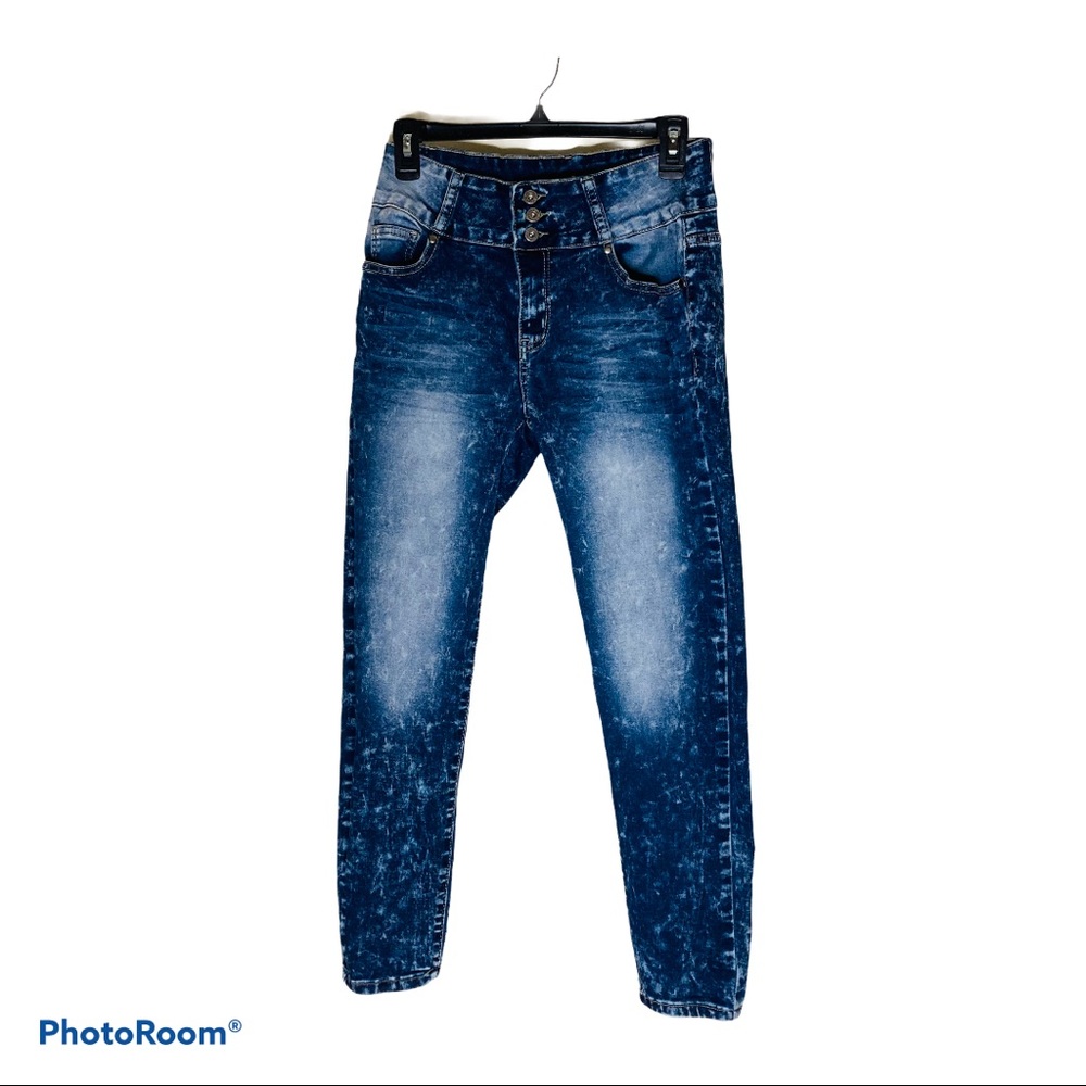 The Style Between Us Jeans Blue‎ Highwaist
